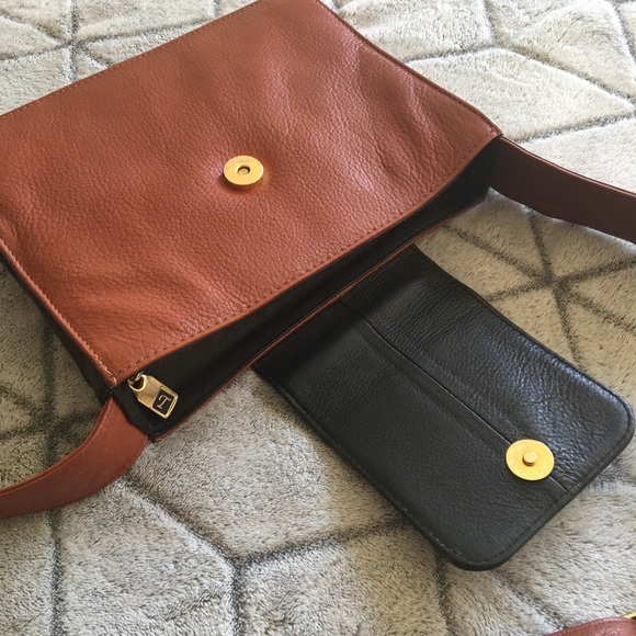 Vintage Leather Color Block Crossbody - Picture 5 of 6